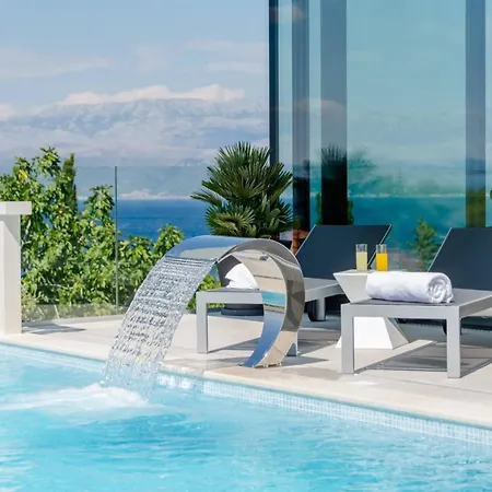 Luxury Ourea Heated Pool