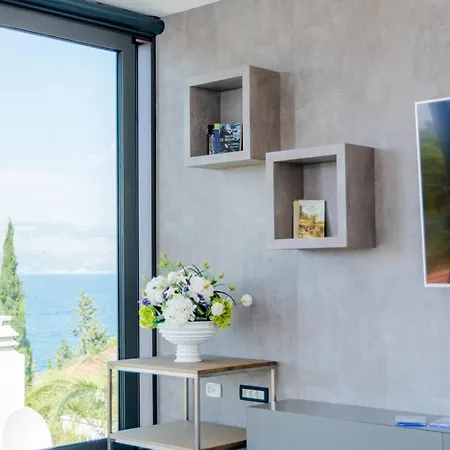 Luxury Ourea Heated Pool Villa