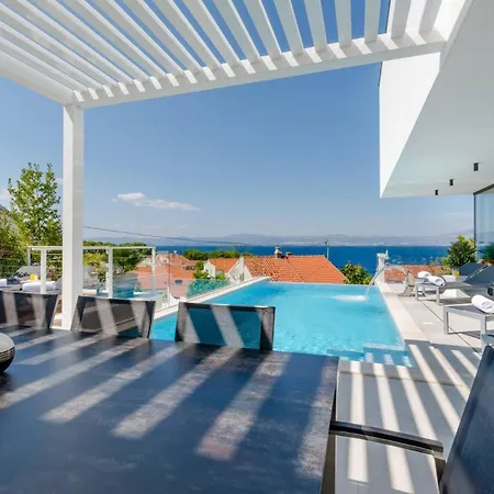 Luxury Ourea Heated Pool *