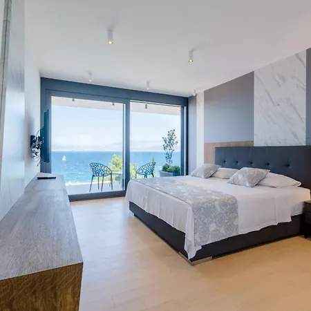 Luxury Ourea Heated Pool