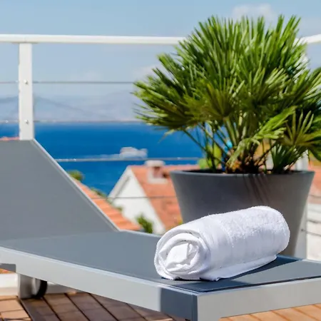 Luxury Ourea Heated Pool * Sutivan