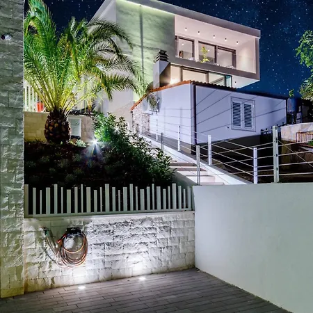 Villa Luxury Ourea Heated Pool *